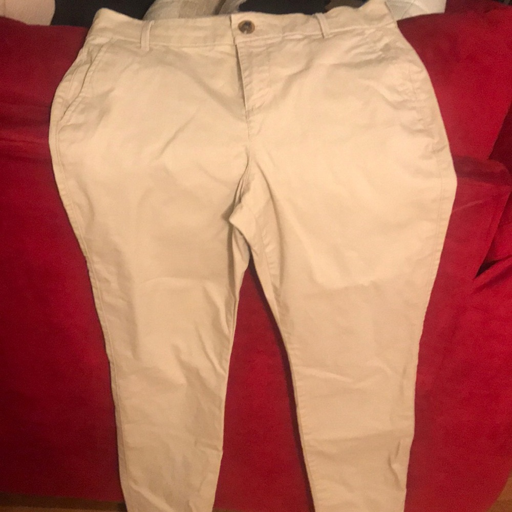 Old Navy Kakis Size 6